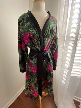 Midnight Velvet Satin Robe